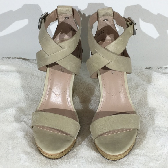 Charles by Charles David Adament Wedge Sandals-8.5 - Picture 1 of 8